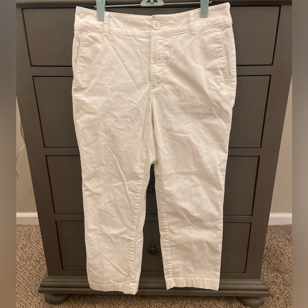 Loft Monroe Straight white crop pants, size 6